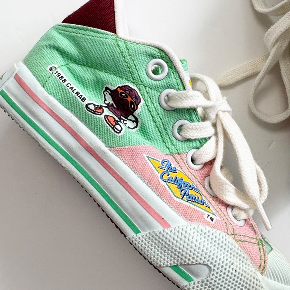 Vintage California raisins canvas sneakers - Picture 2 of 6